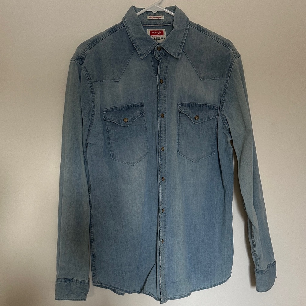 Wrangler Men's Light Blue Denim Shirt